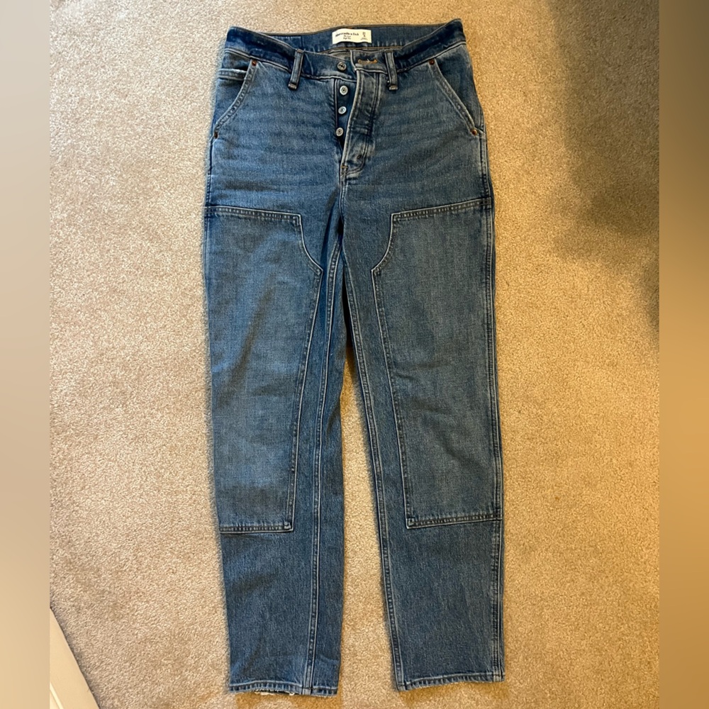 Abercrombie & Fitch. The Dad High Rise Jean